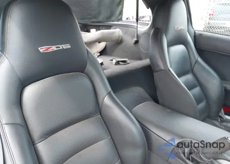 2007 Chevrolet Corvette Z06 Hardtop z USA, uszkodzony, nr VIN 1G1YY26EX75122526